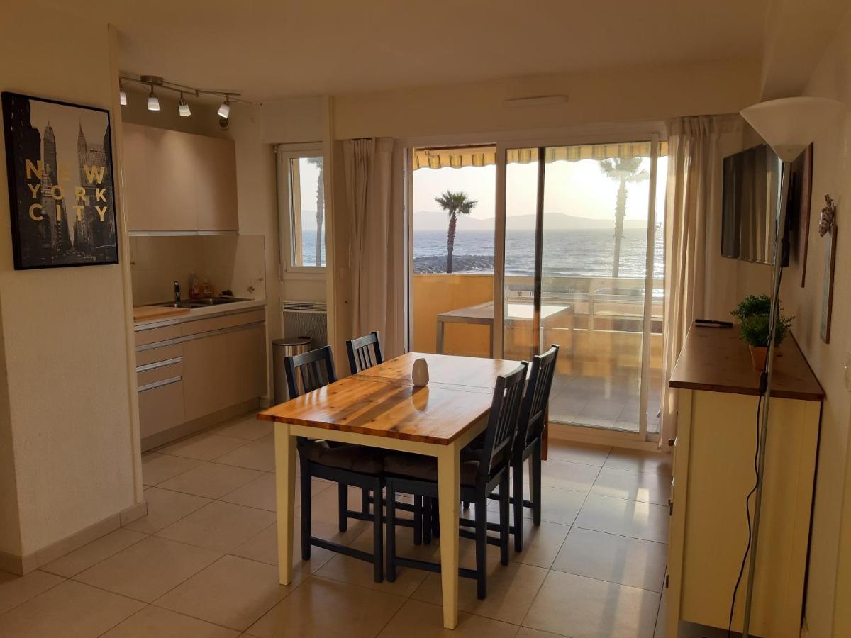 Appartement Cavalaire Face A La Mer エクステリア 写真