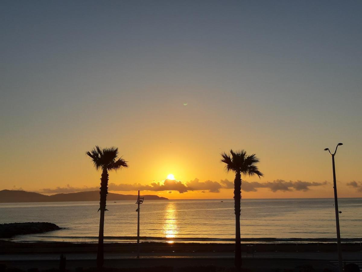 Appartement Cavalaire Face A La Mer エクステリア 写真